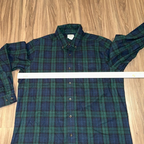 LL Bean Traditional Fit Plaid Flannel Shirt Mens Long Sleeve Green Blue L REG - Picture 6 of 7